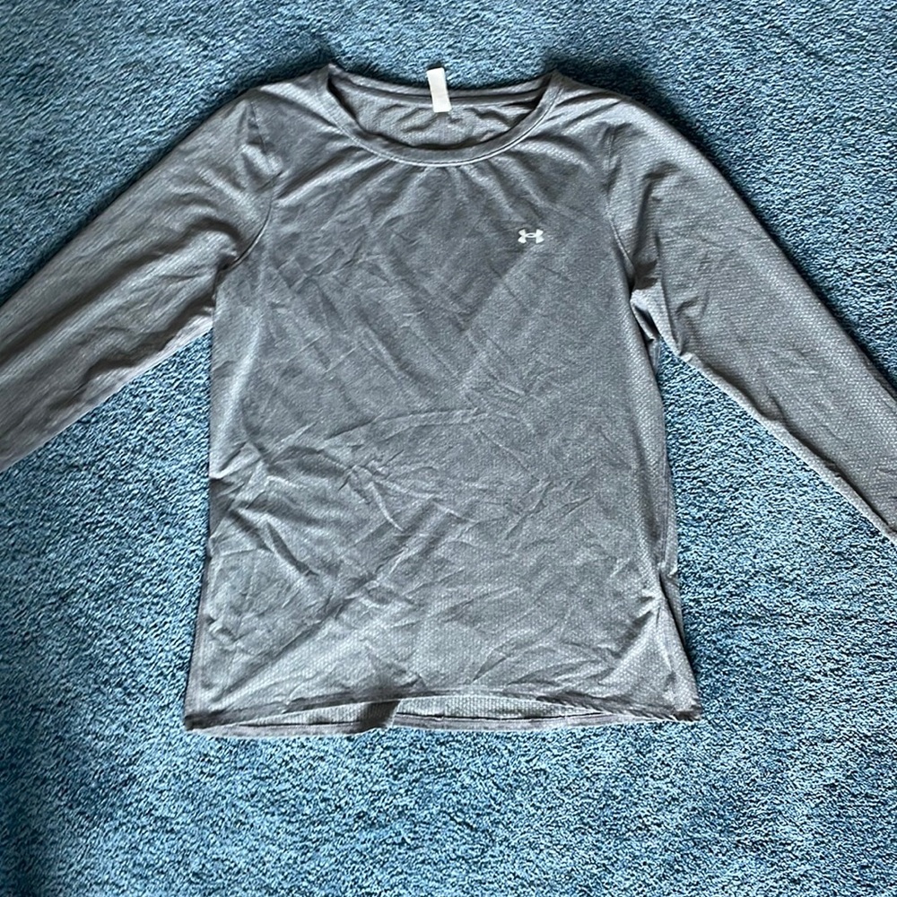 WOMENS DRI FIT UNDER ARMOR SHIRT